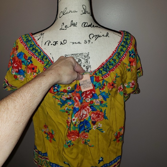 Flying Tomato Yellow Bright Floral Peasant Blouse - Picture 10 of 12